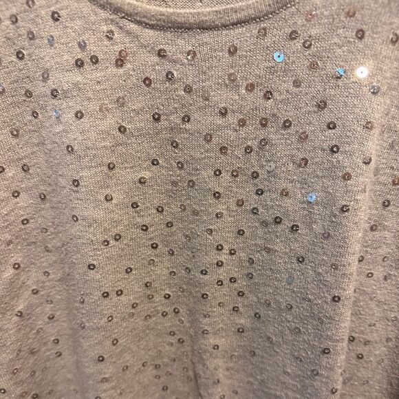 Jennifer Lopez grey sequined top - Picture 3 of 6